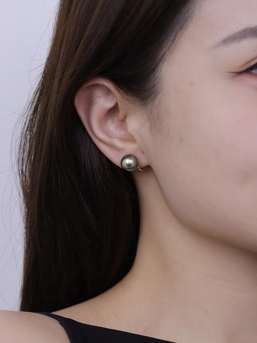 【挚友限定】(经典款)18K金大溪地铂金灰珍珠耳夹 商品图3