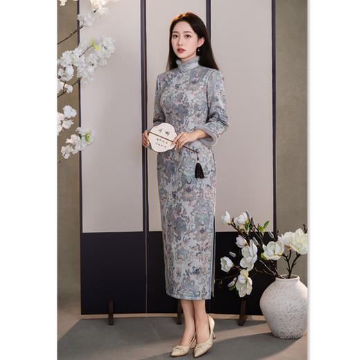 GX复古国风新中式长款麂皮绒加绒旗袍2025冬季新款日常可穿长袖旗袍 商品图3