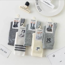 【超市】袜子图书馆C1U001-6C中筒女袜（格雷灰色系）1双 颜色随机