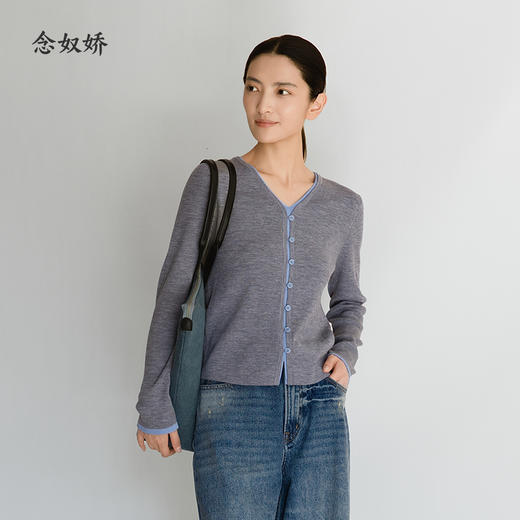 【商场同款】CNK5018 “ 拼色通勤毛衫 ” 袖口、前襟，拼接蓝色，恰到好处的点缀，时髦又减龄 商品图10