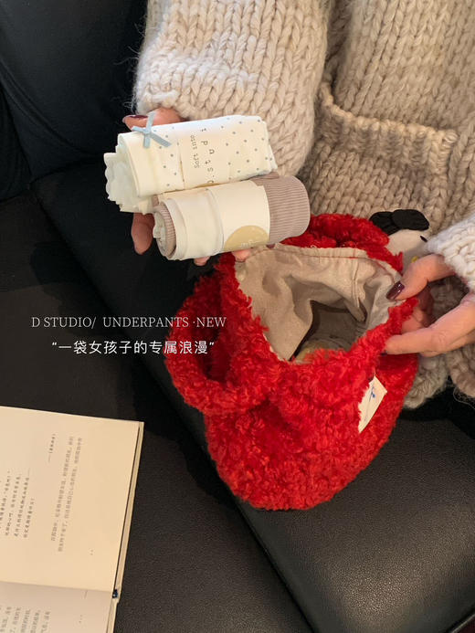 送羊羔毛包！还随机赠送口红/护手霜/发饰~10条装内裤盲盒高品质三角裤 舒适中高腰温柔治愈不挑款 商品图0