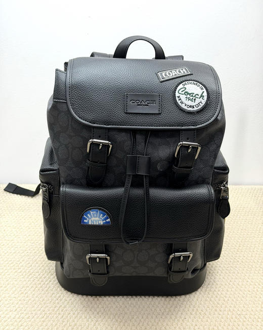 蔻c老花徽章双肩包书包 商品图1