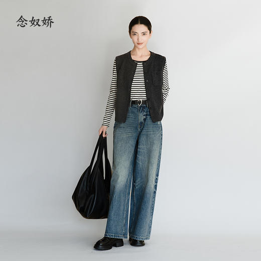 【商场同款】CNI5B66 “ 叠穿马甲 ” 纯羊毛智性灰马甲 诠释职场穿搭”的简约美 商品图2