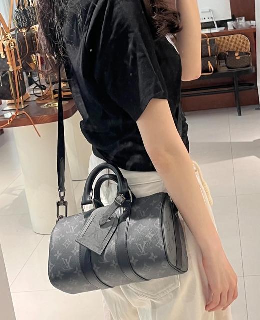 中性款黑武士斜挎包he 商品图3