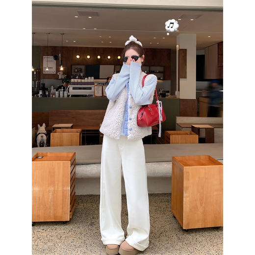 <曾小咸推荐> 韩系拼接叠穿毛绒马甲外套女冬季外穿新款羊羔绒背心上衣 商品图4