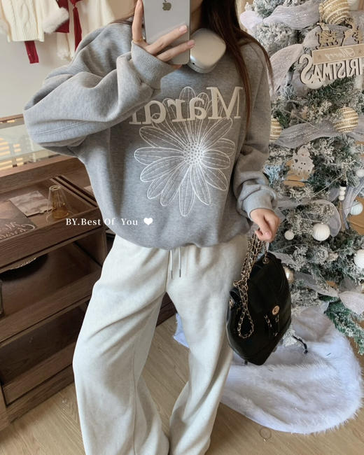 赵露思同款，韩代潮牌Mardi小雏菊加绒卫衣。 商品图2