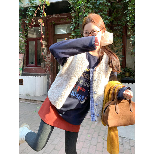 <曾小咸推荐> 韩系拼接叠穿毛绒马甲外套女冬季外穿新款羊羔绒背心上衣 商品图1