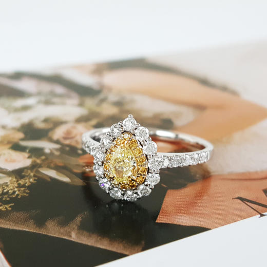 【天然正品】AU750白金简约时尚水滴型0.30克拉钻石戒指13号（皆取最大值） 101225TJ19 商品图3