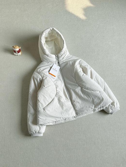 露露乐檬 Water-Resistant女士连帽外套棉服。 商品图2