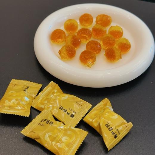 【慢严舒柠蜜炼爆浆软糖】 从舌尖到喉咙的清爽滋润  0防腐剂、0色素  梨膏添加量≥50% 商品图2
