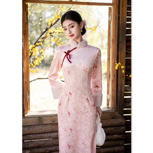GX丝绒复合加绒长款倒大袖少女款旗袍2025冬新款改良新中式日常旗袍 商品图2