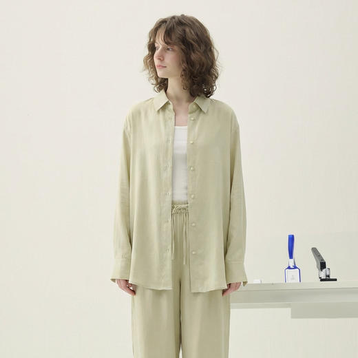 谜底通勤风衬衫长袖2026春季新品宽松H型简约松弛衬衣女265MC5001 商品图1