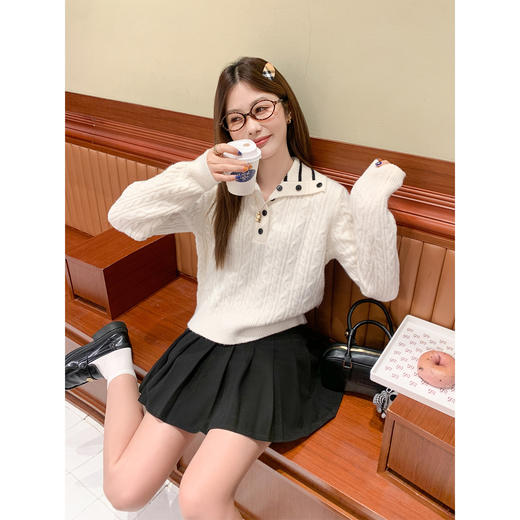 <曾小咸推荐>3.21现货秒杀 ！微信超特价！韩系学院风翻领麻花毛衣 日常199.99 立减110 秒杀89.99！！ 商品图1