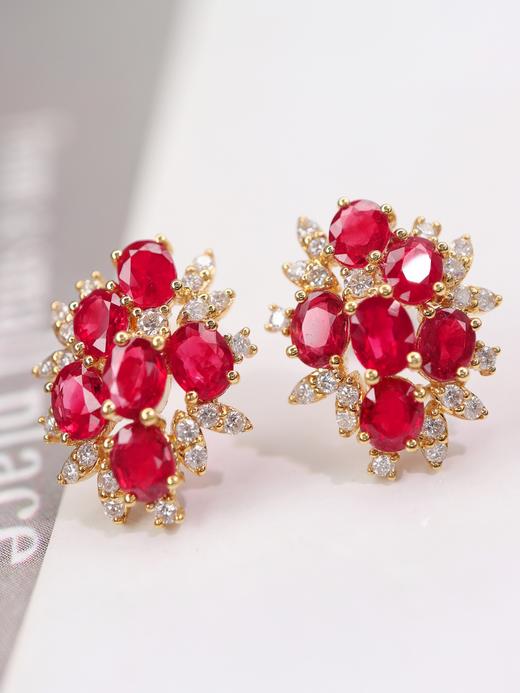 2.7ct刻面红宝石耳钉 商品图0