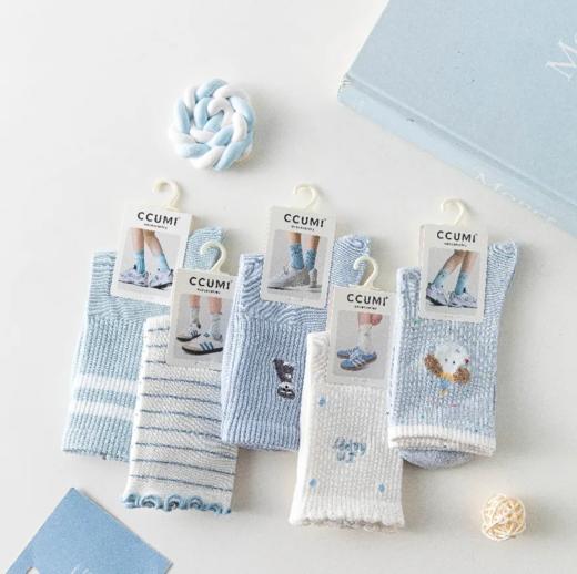 【超市】袜子图书馆C1U001-2A中筒女袜（蓝色系）1双 颜色随机 商品图0