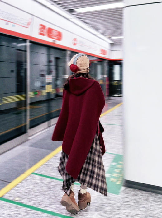 秋冬氛围感披肩| 100% 绵羊毛 承包你的季节时髦感 商品图9