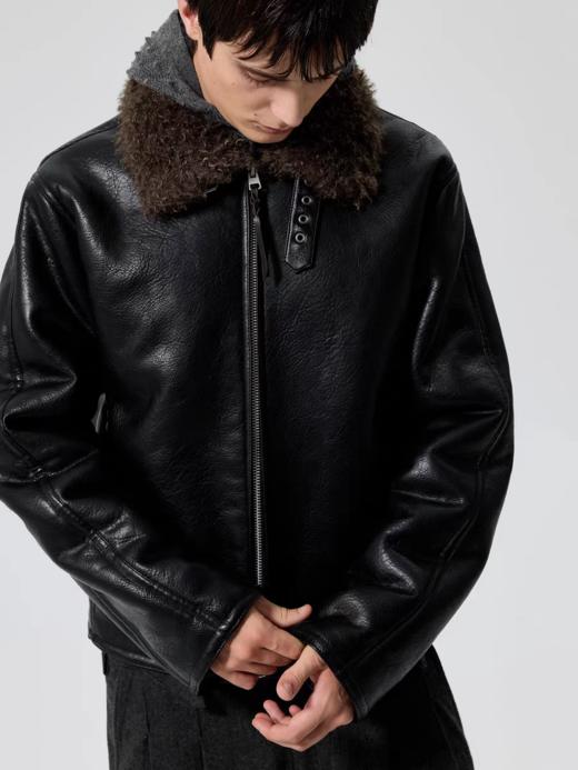 Simple Project/Y25241/皮毛一体翻领修身短夹克 商品图1