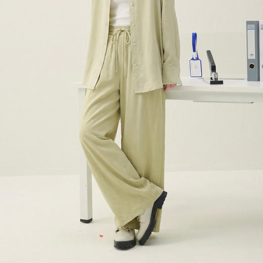 谜底休闲裤长裤2026年春季新品飘逸优雅铜氨丝阔腿裤女265MK5002 商品图0