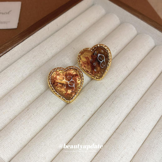 【高级感配色❗️时尚经典百搭】美拉德高级感银针几何不规则树脂爱心耳环气质轻奢耳钉时尚耳饰女。jb 商品图1