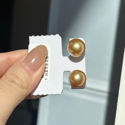 11-12 南洋金珠 浓金 面无瑕，侧背面有瑕 介意瑕疵的宝子请不要拍 价格实在已经太好了 因为觉得佩戴ok才上架 望理解 介意瑕疵请不要拍 商品图2