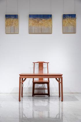 红桥红  家具严选  缅甸花梨(大果紫檀）  【128 马蹄腿霸王枨 小书桌】