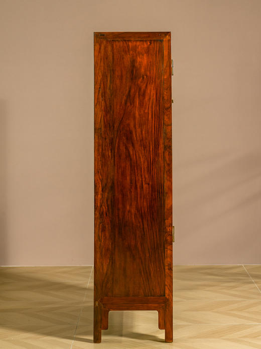 清	黄花梨百衲镶一封书式方角柜 商品图3