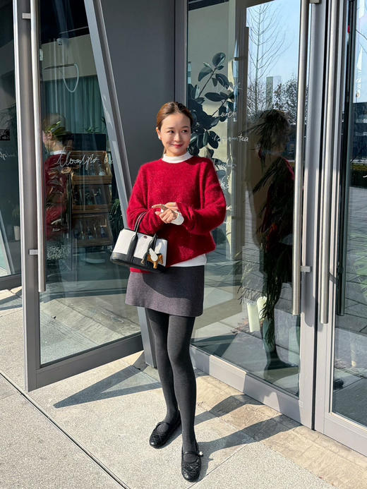 新年氛围感担当|羊毛桑蚕丝山羊绒混纺珠片针织衫 商品图2