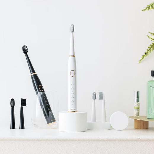 北欧欧慕（nathome） 电动牙刷套装 NM-YS3301【鲜享2.0】 商品图3