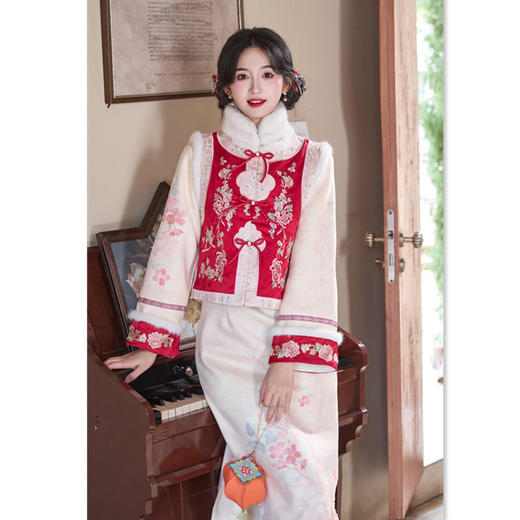 GX麂皮绒加绒新国风时尚搭配旗袍马甲套装2025冬季新款日常可穿旗袍 商品图0