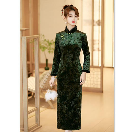 GX钻石绒立体压花长款加绒旗袍2025冬新款老上海加厚旗袍 商品图3