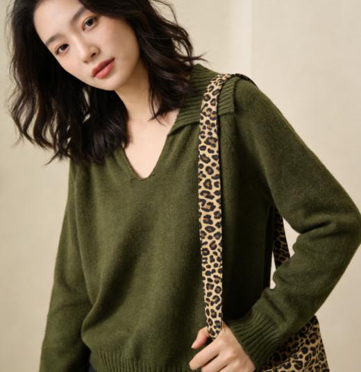 克什米尔绿V领毛衣，Polo领+V字挖空的组合，显高显瘦，温柔又慵懒气质 商品图0