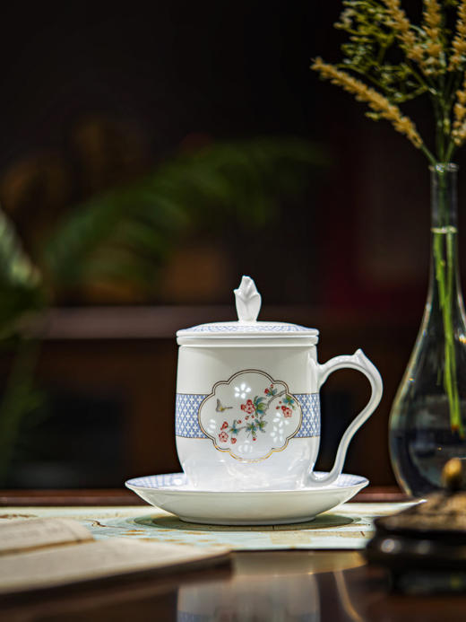 新品 富玉 | 景德镇陶瓷海棠雅韵茶漏杯带盖水杯 商品图0