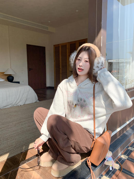 <曾小咸推荐>现货秒杀 ！微信超特价！韩系连帽加绒卫衣 日常189.99 立减100 秒杀89.99！！ 商品图11