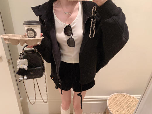 金蘑菇菇 日常素颜爱穿系列 黑卫衣 商品图2
