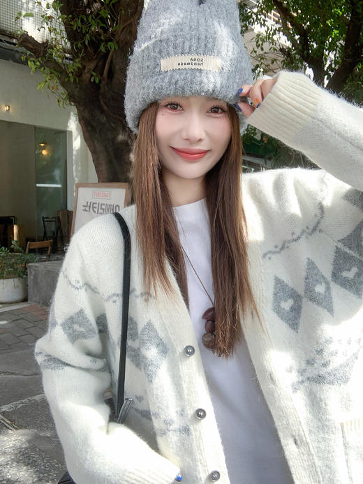 <曾小咸推荐>现货秒杀 ！微信超特价！韩系提花v领毛衣开衫 日常219.99 立减120 秒杀99.99！！ 商品图14