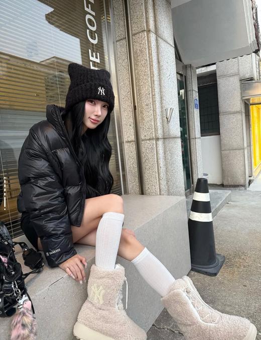 直发【正品授权】 MLB冬季保暖针织猫耳帽，穿搭不再单调 商品图3