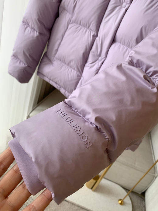 直发 纯原单的香不香， 无主标款， 露露小泡芙短羽绒 80鹅绒 商品图3