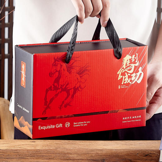 【马到成功❗️马年恒温暖暖陶瓷】彩绘国潮风，国风彩绘高温烧制，健康环保，水杯55°恒温杯礼盒马克杯咖啡礼盒QQ 商品图2