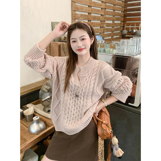 【179元任选2件】现货！韩系v领粉色镂空针织衫 商品图0