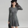 西遇长袖针织连衣裙女秋季新款复古圆领麻花收腰显瘦长裙SS051576 商品缩略图1