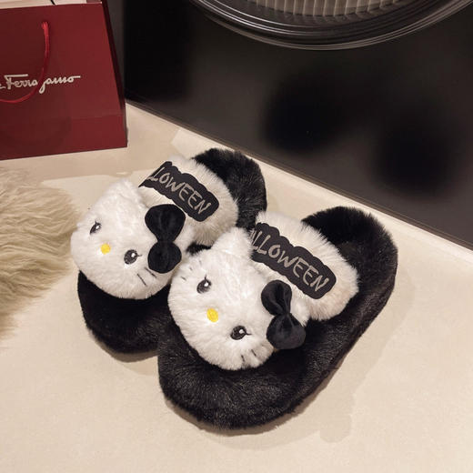 【爆甜少女风❗️小猫猫毛毛拖鞋】时尚简约百搭，个性的鞋头设计，柔软亲肤，舒适不磨脚，呵护您的双足，秋冬时尚百搭半拖外穿厚底一字棉拖QQ 商品图4