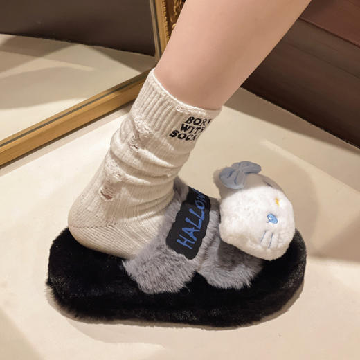 【爆甜少女风❗️小猫猫毛毛拖鞋】时尚简约百搭，个性的鞋头设计，柔软亲肤，舒适不磨脚，呵护您的双足，秋冬时尚百搭半拖外穿厚底一字棉拖QQ 商品图2