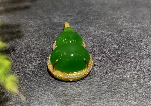 【御珠宫坊】金镶碧玉葫芦吊坠 商品图4