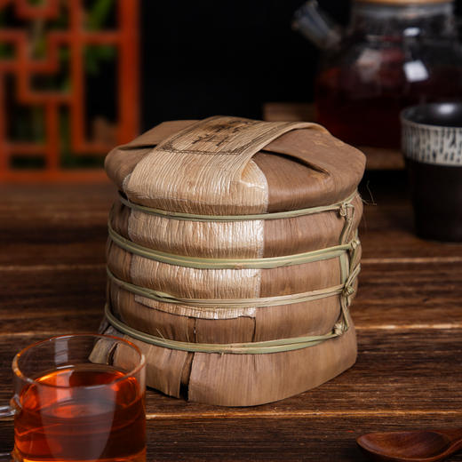 暖胃舒畅！百年老树头春！云南古树普洱茶（熟茶） 200g*5饼（送礼袋） 商品图4
