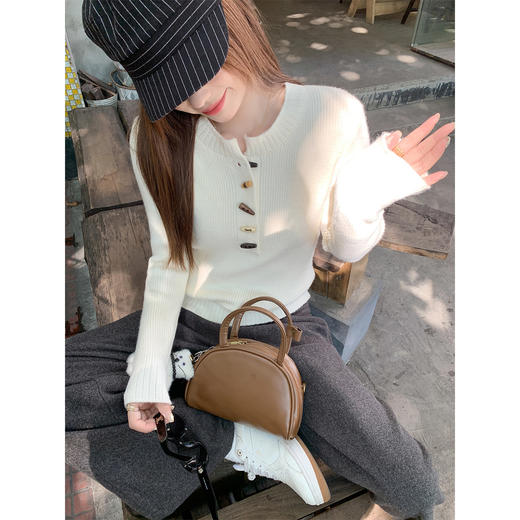 <曾小咸推荐>2.28现货秒杀！微信超特价！高级感修身针织衫 日常169.99 立减80 秒杀89.99！ 商品图1