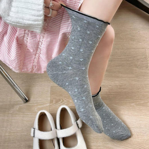 基础-简约韩系点点木耳边袜子-纪念日百货门店同款168996761 商品图5
