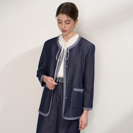 EITIE爱特爱复古圆领优雅亮丝撞色设计2026春季新款牛仔外套A2603109 商品图2