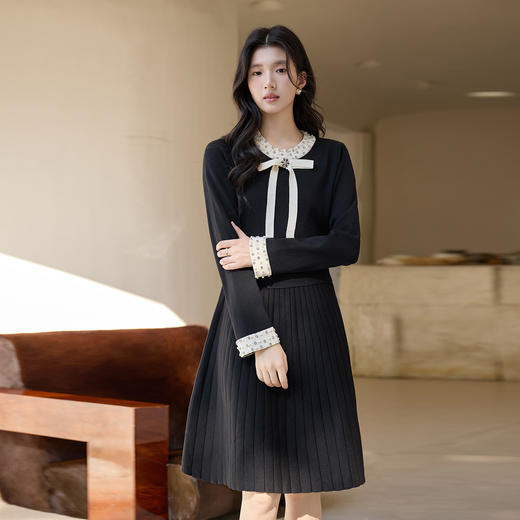 奢姿大码女装2026冬季减龄蝴蝶结时尚连衣裙胖妹妹钉珠针织裙子9854853898 商品图1