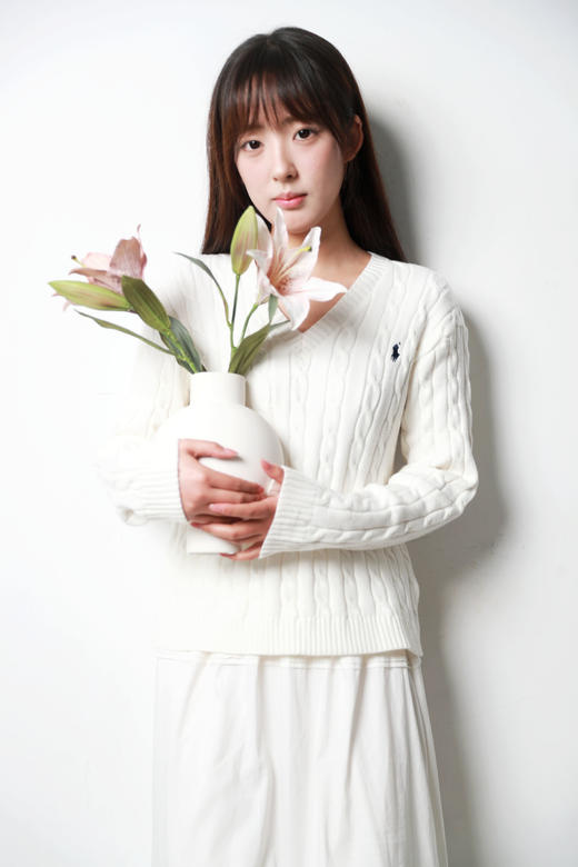 V领才是绝绝子，绞花复古毛衣。胸口小标长袖全棉长袖外套C122388 商品图0