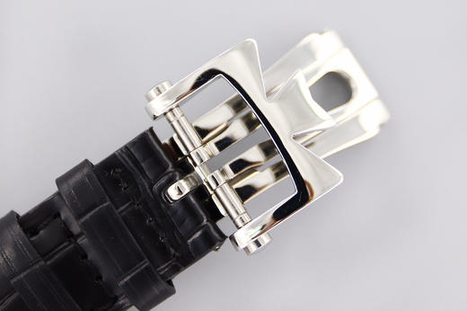 『Noob official』Vacheron Constantin（江诗丹顿）为庆祝酒桶形腕表诞生一百周年而推出新款Malte 马耳他系列腕表，依旧保留了复杂功能腕表最具标志性的元素：陀飞轮❕❕❕ 商品图3